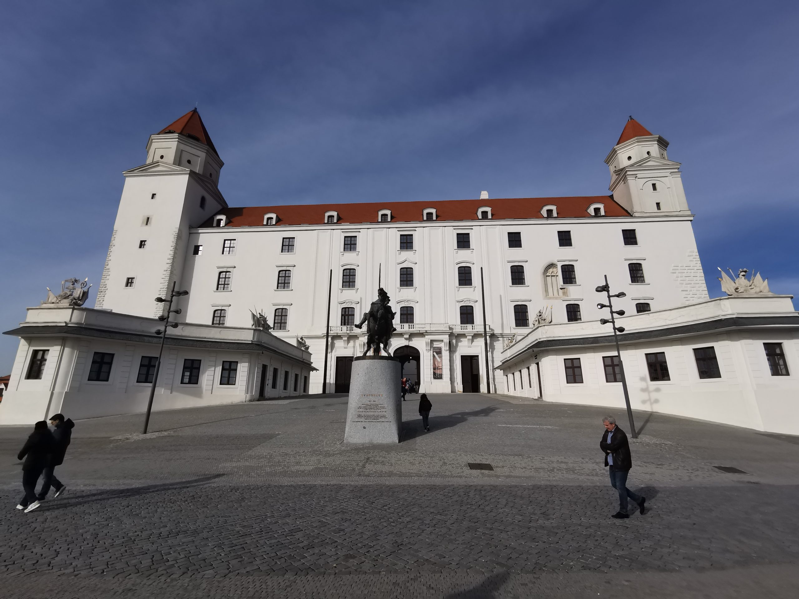 Mehr über den Artikel erfahren Feuerwehrausflug nach Bratislava am 19. Oktober 2024