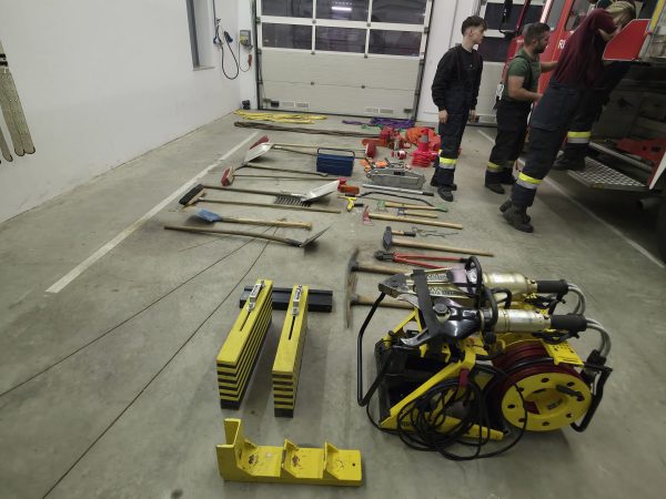 20251030_191938_quer