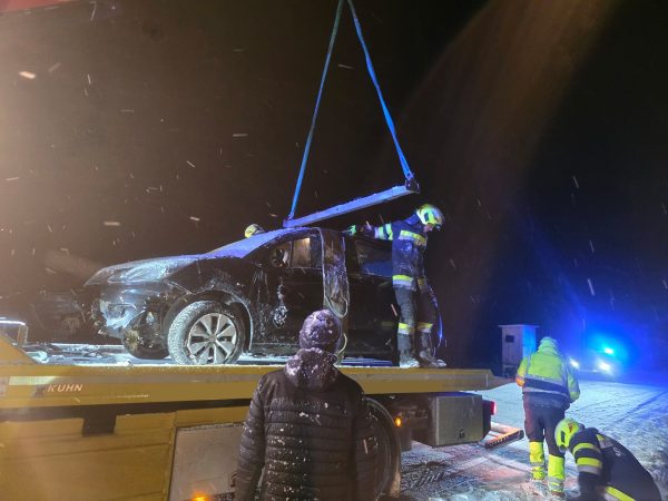 20251230_204710_bearb